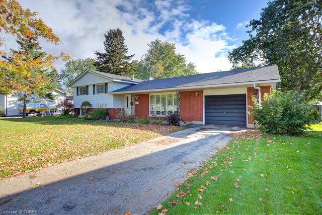 58 Sanders Crescent, House detached with 3 bedrooms, 2 bathrooms and 4 parking in Tillsonburg ON | Image 2