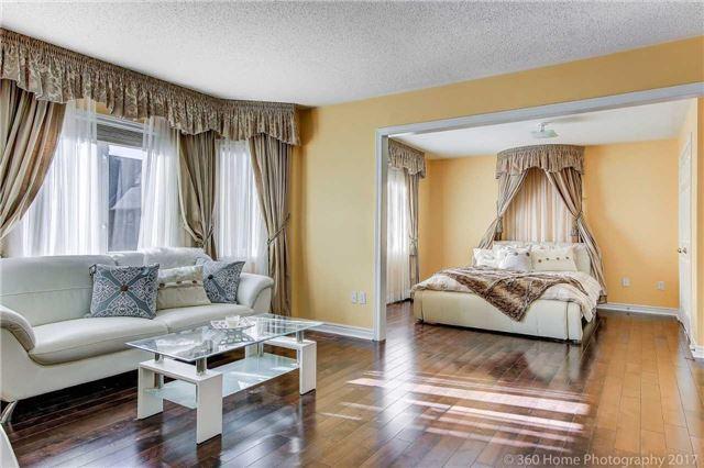 26 Mckennon St, House detached with 5 bedrooms, 5 bathrooms and 2 parking in Markham ON | Image 12