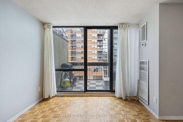 923 - 89 Mccaul St E, Condo with 1 bedrooms, 1 bathrooms and 0 parking in Toronto ON | Image 24