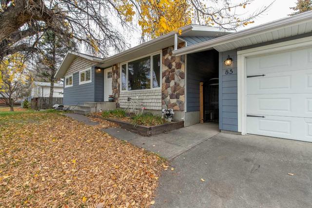 85 n 250 W, House detached with 5 bedrooms, 2 bathrooms and 4 parking in Raymond AB | Image 3