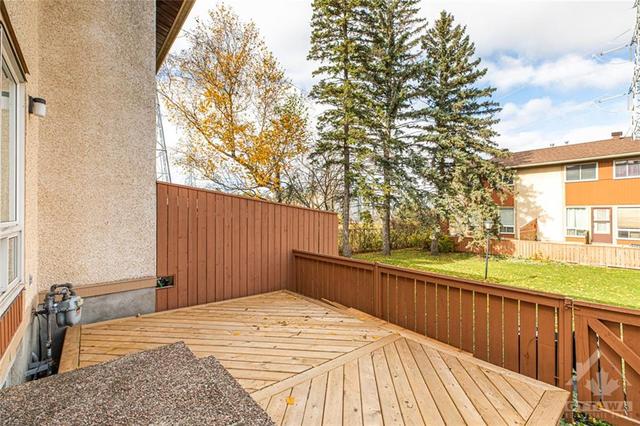 e - 61 Woodfield Drive, Townhouse with 3 bedrooms, 2 bathrooms and 1 parking in Ottawa ON | Image 29