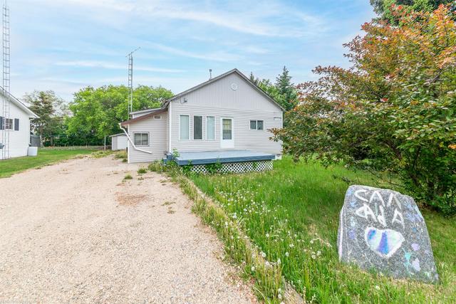 107 1st Avenue W, House detached with 3 bedrooms, 2 bathrooms and 2 parking in Marsden SK | Image 26