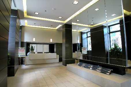 820 - 230 King St E, Condo with 1 bedrooms, 1 bathrooms and null parking in Toronto ON | Image 2