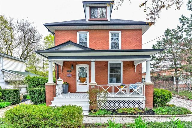 25 Craig St, House detached with 4 bedrooms, 2 bathrooms and 4 parking in Brampton ON | Image 1