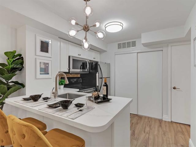 th725 - 10 Laidlaw St, Townhouse with 1 bedrooms, 1 bathrooms and 0 parking in Toronto ON | Image 18