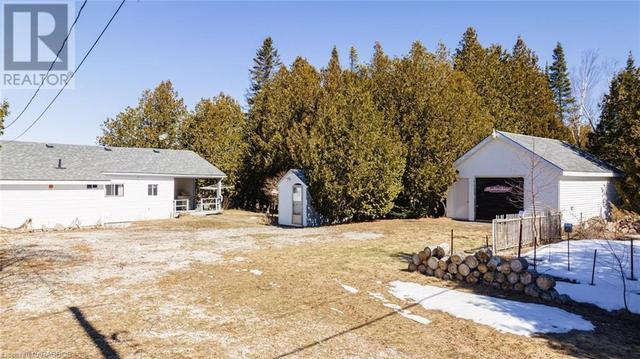 333 Robert Allen Drive, House detached with 2 bedrooms, 1 bathrooms and 9 parking in Northern Bruce Peninsula ON | Image 5