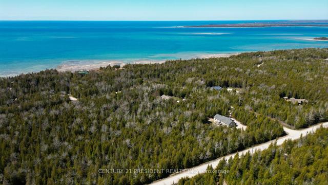 114 Pike St, House detached with 2 bedrooms, 2 bathrooms and 10 parking in Northern Bruce Peninsula ON | Image 12
