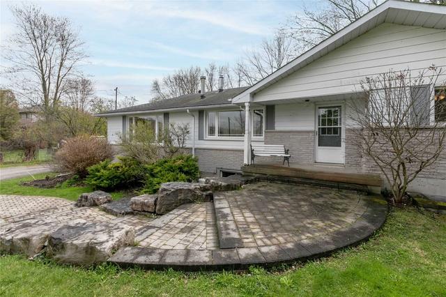 1181 Ravenshoe Rd, House detached with 3 bedrooms, 2 bathrooms and 22 parking in East Gwillimbury ON | Image 19