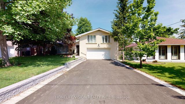 12 Flaremore Cres, House detached with 4 bedrooms, 3 bathrooms and 6 parking in Toronto ON | Image 1