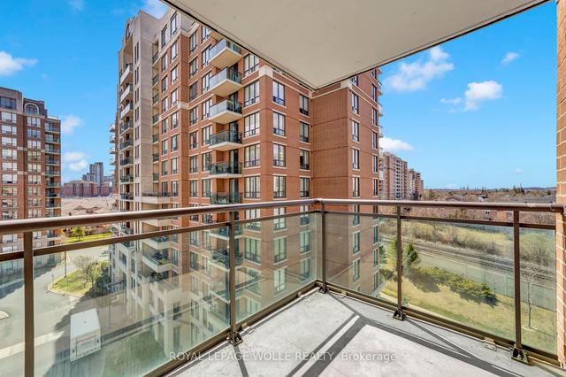 714 - 350 Red Maple Rd, Condo with 2 bedrooms, 2 bathrooms and 2 parking in Richmond Hill ON | Image 5