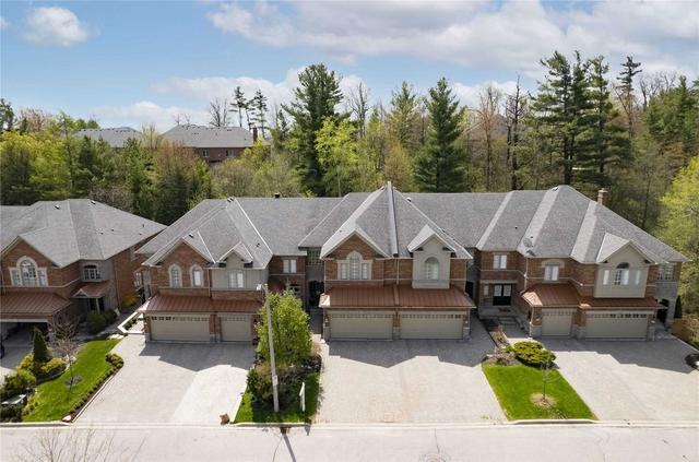 120 Westbury Crt, House attached with 4 bedrooms, 4 bathrooms and 6 parking in Richmond Hill ON | Image 32