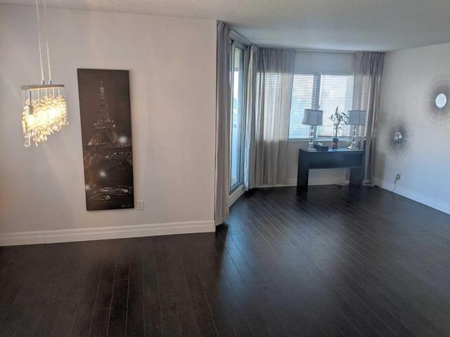 412 - 50 Elm Dr E, Condo with 3 bedrooms, 2 bathrooms and 2 parking in Mississauga ON | Image 5