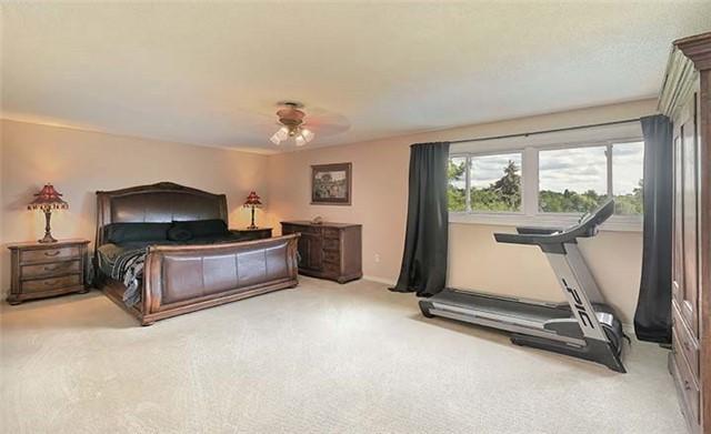 27 Kenpark Ave, House detached with 4 bedrooms, 4 bathrooms and 3 parking in Brampton ON | Image 12