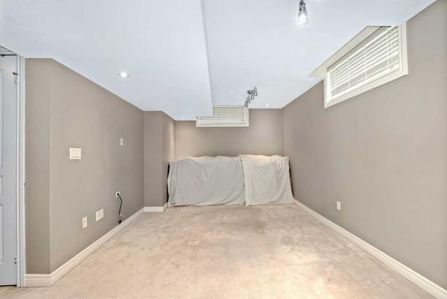 562 Fleetwood Dr, House detached with 4 bedrooms, 4 bathrooms and 4 parking in Oshawa ON | Image 27