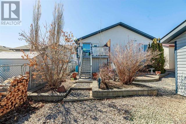 10 Plumtree Crescent, House detached with 2 bedrooms, 3 bathrooms and 5 parking in Blackfalds AB | Image 28