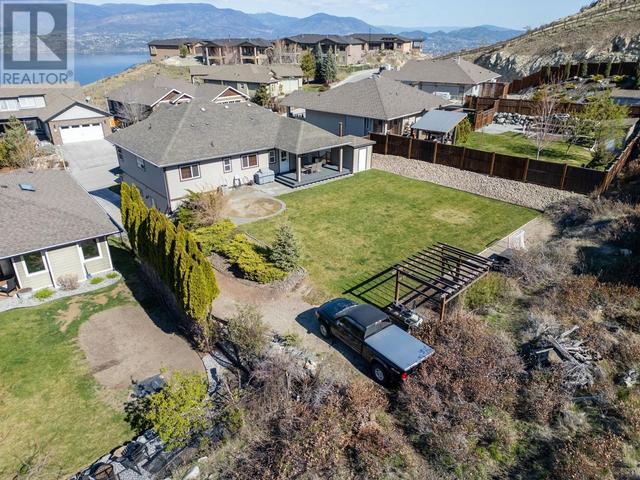 808 Kuipers Crescent, House detached with 4 bedrooms, 3 bathrooms and 2 parking in Kelowna BC | Image 46