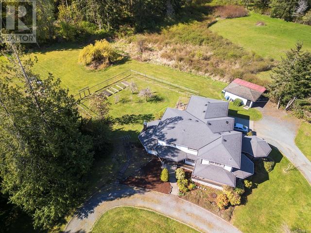 3240 Kilipi Rd, House detached with 5 bedrooms, 4 bathrooms and 5 parking in Cowichan Valley A BC | Image 54