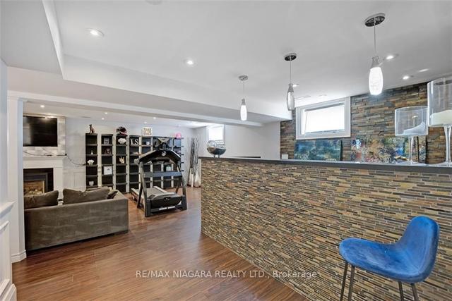 6618 Flora Crt, House detached with 4 bedrooms, 4 bathrooms and 6 parking in Niagara Falls ON | Image 19