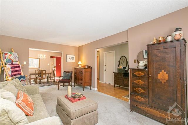 10 Buckingham Private, Townhouse with 3 bedrooms, 3 bathrooms and 2 parking in Ottawa ON | Image 7