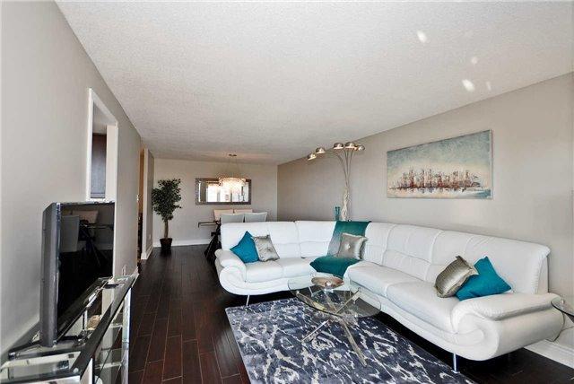 1506 - 350 Webb Dr, Condo with 2 bedrooms, 2 bathrooms and 2 parking in Mississauga ON | Image 4