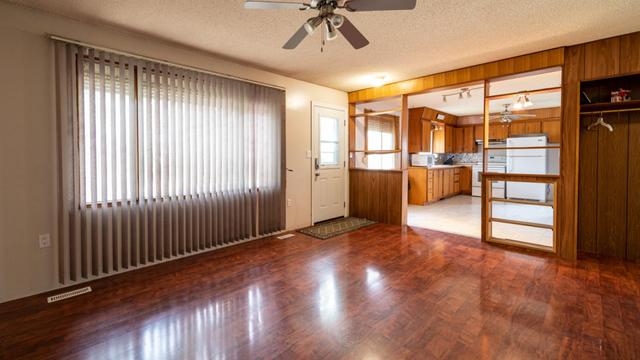5 Selkirk Avenue, House detached with 3 bedrooms, 1 bathrooms and 2 parking in Hughenden AB | Image 5