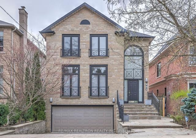 501 Fairlawn Ave, House detached with 4 bedrooms, 4 bathrooms and 4 parking in Toronto ON | Image 1