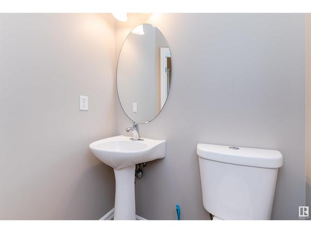 7716 8 Av Sw, House detached with 4 bedrooms, 3 bathrooms and null parking in Edmonton AB | Image 22