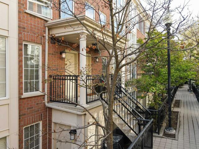 1108 - 5 Everson Dr, Townhouse with 2 bedrooms, 2 bathrooms and 1 parking in Toronto ON | Image 12