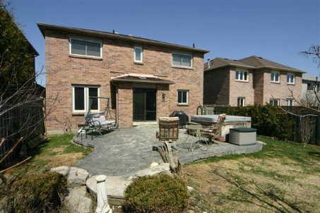 1005 Honeywood Cres, House detached with 4 bedrooms, 3 bathrooms and 4 parking in Pickering ON | Image 9