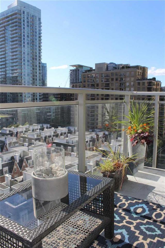 1010 - 83 Redpath Ave, Condo with 2 bedrooms, 2 bathrooms and 1 parking in Toronto ON | Image 6