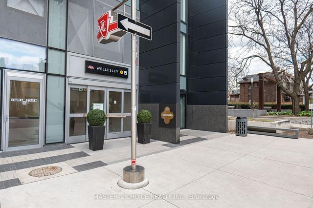 3313 - 3 Gloucester St, Condo with 2 bedrooms, 2 bathrooms and 0 parking in Toronto ON | Image 25