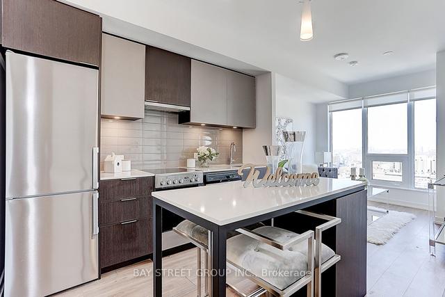 2905 - 203 College St, Condo with 1 bedrooms, 2 bathrooms and 0 parking in Toronto ON | Image 8