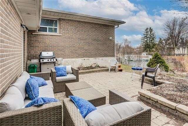 109 Mountainview Rd S, House detached with 3 bedrooms, 2 bathrooms and 5 parking in Halton Hills ON | Image 18