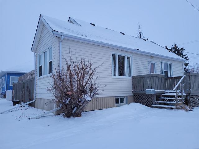 427 Arena Avenue, House detached with 3 bedrooms, 1 bathrooms and 4 parking in Red Deer County AB | Image 13