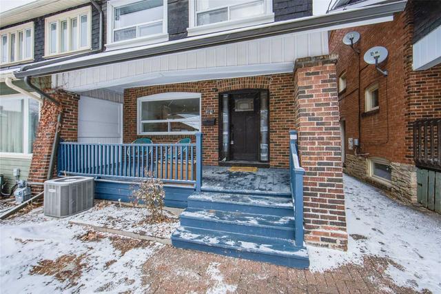 24 Manor Rd E, House semidetached with 4 bedrooms, 3 bathrooms and 2 parking in Toronto ON | Image 12