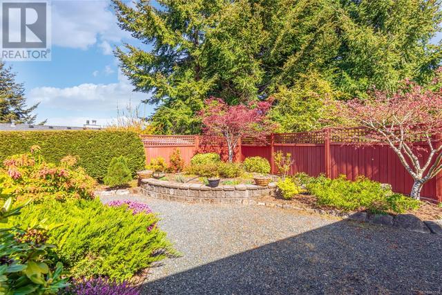 3285 Dolphin Dr, House detached with 4 bedrooms, 3 bathrooms and 6 parking in Nanaimo E BC | Image 60