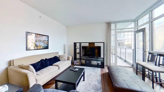 1501 - 210 Simcoe St, Condo with 2 bedrooms, 1 bathrooms and 0 parking in Toronto ON | Image 25