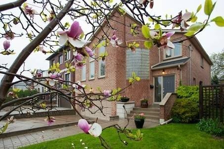 30 Regina Ave, House detached with 4 bedrooms, 4 bathrooms and 4 parking in Toronto ON | Image 1