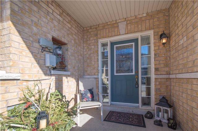 81 Tempo Way, House attached with 3 bedrooms, 3 bathrooms and 2 parking in Whitby ON | Image 2