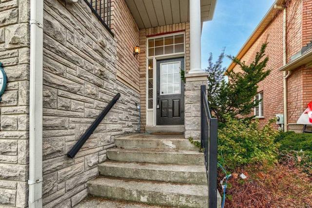 2447 Newcastle Cres, House semidetached with 3 bedrooms, 3 bathrooms and 4 parking in Oakville ON | Image 23