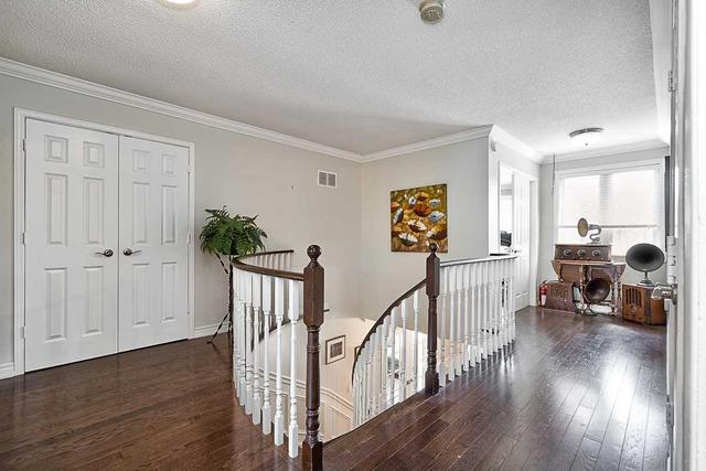 2141 Glenora Dr, House detached with 4 bedrooms, 4 bathrooms and 4 parking in Oakville ON | Image 7