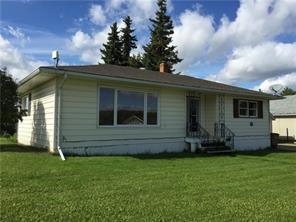 9702 100 Street, House detached with 2 bedrooms, 1 bathrooms and 4 parking in Lac la Biche County AB | Image 1