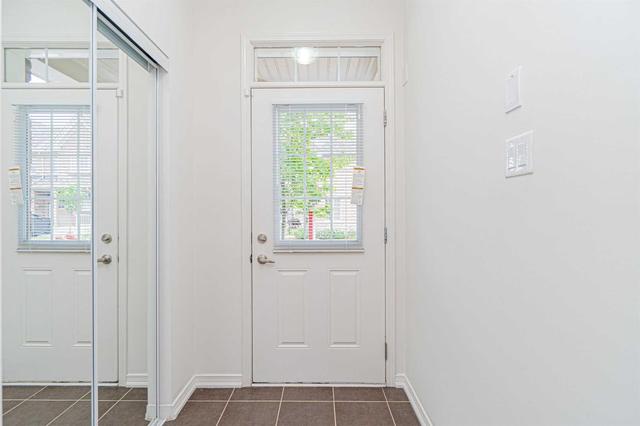 63 Utopia Way, Townhouse with 3 bedrooms, 4 bathrooms and 1 parking in Brampton ON | Image 2