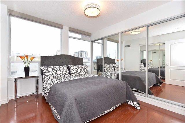 1001 - 8 Rean Dr, Condo with 2 bedrooms, 2 bathrooms and 1 parking in Toronto ON | Image 11