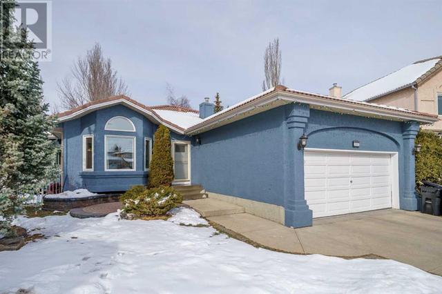 256 Sirocco Place Sw, House detached with 4 bedrooms, 3 bathrooms and 4 parking in Calgary AB | Image 1