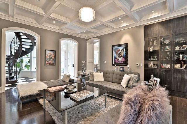 41 Saintfield Ave, House detached with 5 bedrooms, 8 bathrooms and 6 parking in Toronto ON | Image 23