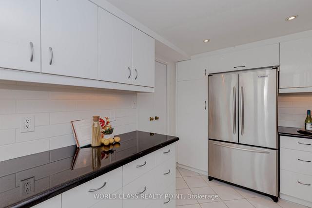 14a - 256 Jarvis St, Condo with 2 bedrooms, 2 bathrooms and 1 parking in Toronto ON | Image 5