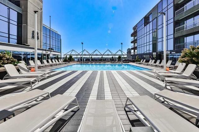 202 - 251 Queens Quay W, Condo with 2 bedrooms, 2 bathrooms and 1 parking in Toronto ON | Image 18