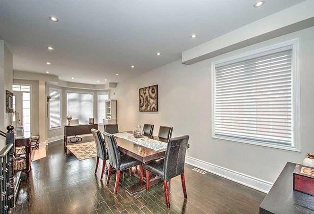 Upper - 268 Vellore Ave, House detached with 4 bedrooms, 3 bathrooms and 1 parking in Vaughan ON | Image 3