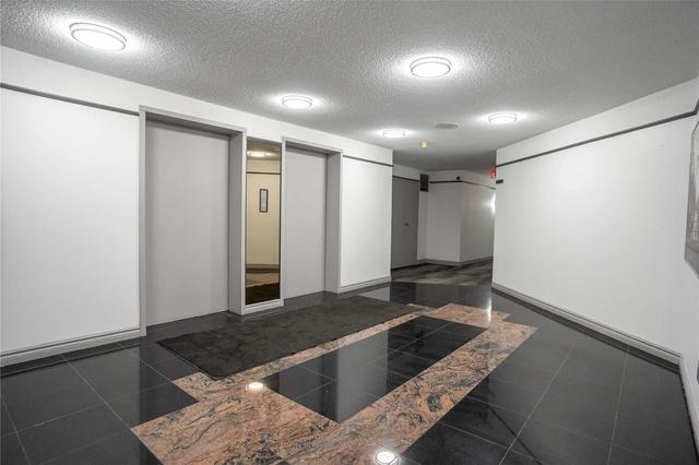 403 - 100 Arbors Lane, Condo with 2 bedrooms, 2 bathrooms and 2 parking in Vaughan ON | Image 34